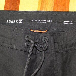 NWT MENS ROARK LAYOVER TRAVELER PANTS SLIM FIT SIZE 36 WITH HIDDEN ZIPPER POCKET